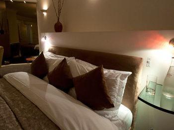 Basil Street Apartahotel 5*