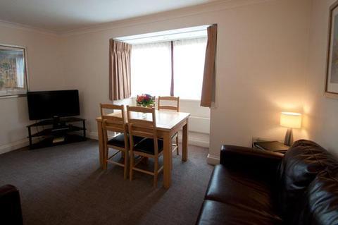 Apartahotel Basil Street 5*