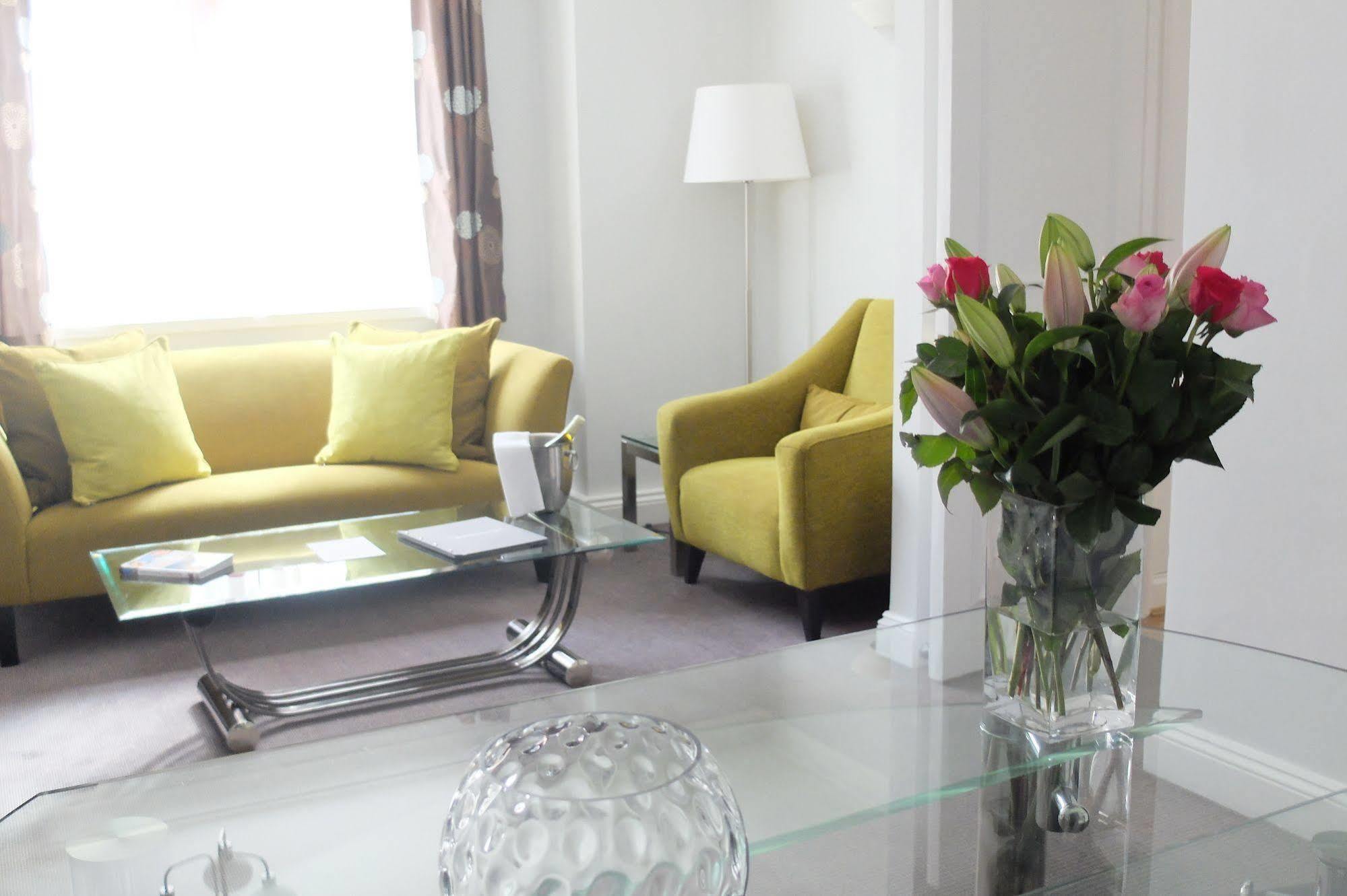 Basil Street Apartahotel 5*