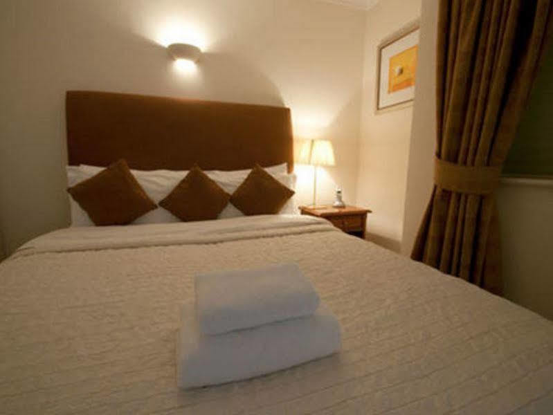 Apartahotel Basil Street
